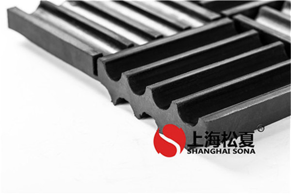 汽車(chē)安裝減震器一般情況下會(huì)出現(xiàn)哪些狀況？ 